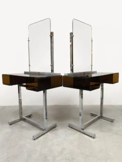 Coiffeuses vintage, tables de toilette « style Space Age »