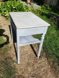 Coiffeuse, table d'appoint