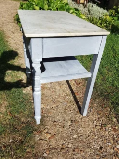 Coiffeuse, table d'appoint