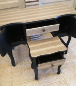 Coiffeuse & tabouret