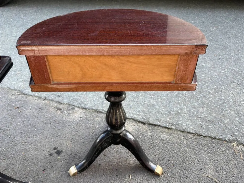 Coiffeuse triptyque vintage 1960s en acajou– signée G. Blouin Nantes
