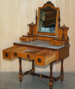 Coiffeuse Victorienne en Amboyna et Ébène Restaurée