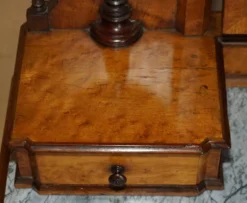 Coiffeuse Victorienne en Amboyna et Ébène Restaurée
