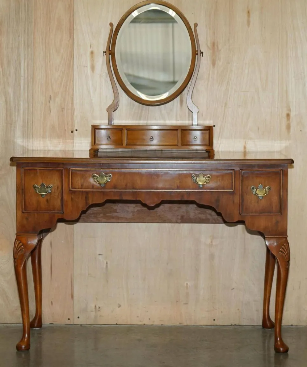 Coiffeuse vintage anglaise en noyer burr avec miroir et chaise