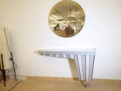 Coiffeuse vintage avec garnitures dorées et miroir, années 1950/1960