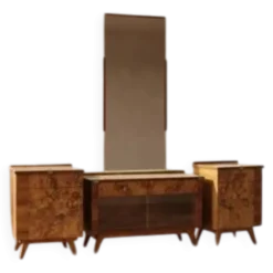 Coiffeuse vintage avec placage de noyer, grand miroir et armoires de rangement, milieu du 20e siècle, tchécoslovaque, 38 x 82 x 53 cm.