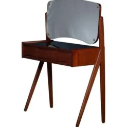 Coiffeuse vintage danoise de l'usine de meubles Ølholm, années 1960.