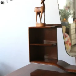 Coiffeuse vintage des années 1950