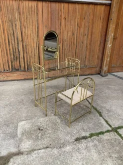 Coiffeuse vintage en laiton doré et verre avec tabouret beige assorti - lot de 2 (1950s)