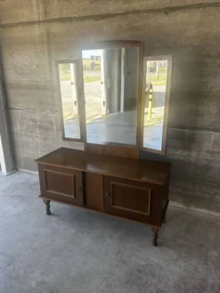 Coiffeuse vintage à miroir triptyque, années 1950
