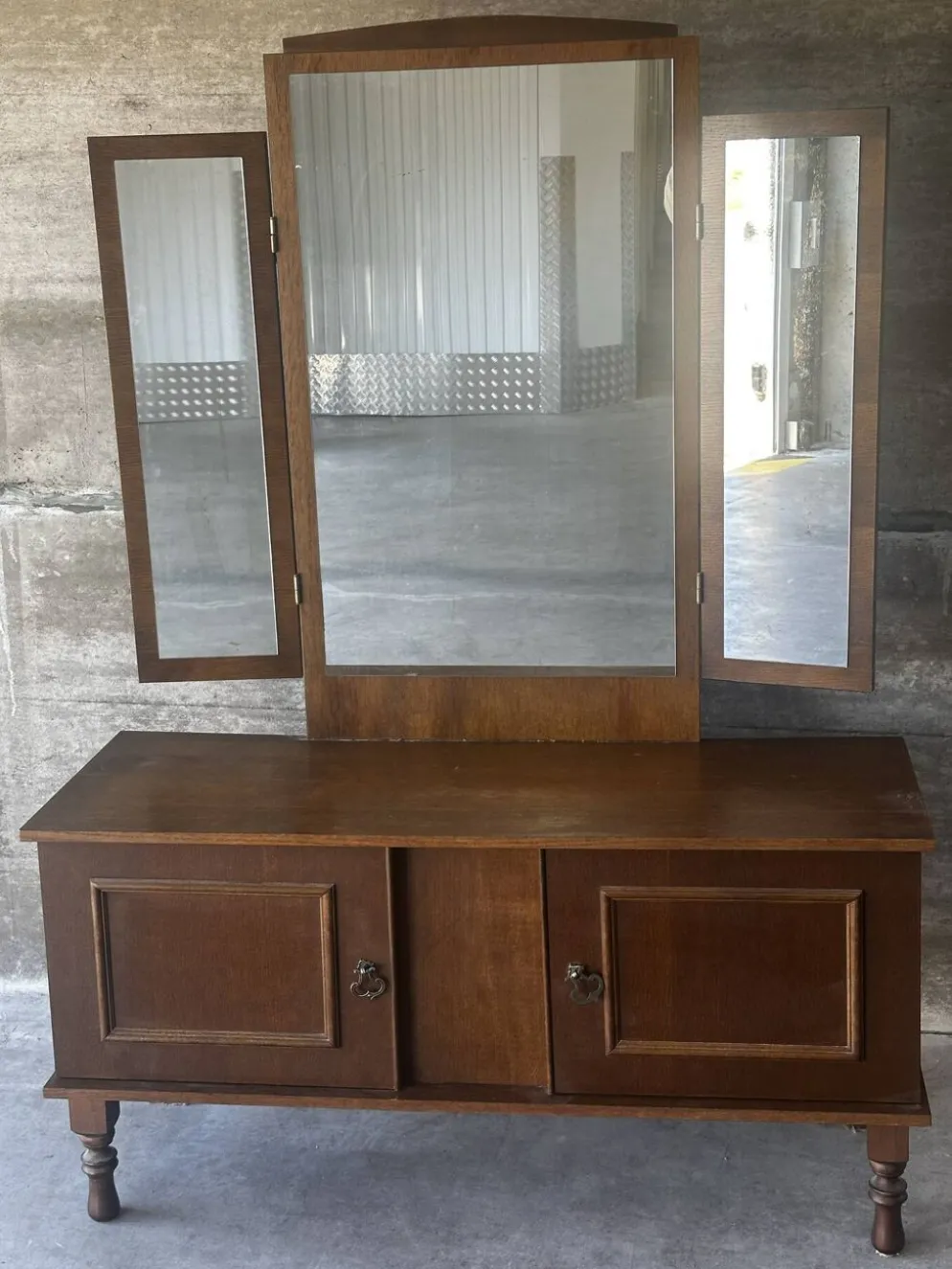 Coiffeuse vintage à miroir triptyque, années 1950