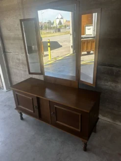 Coiffeuse vintage à miroir triptyque, années 1950