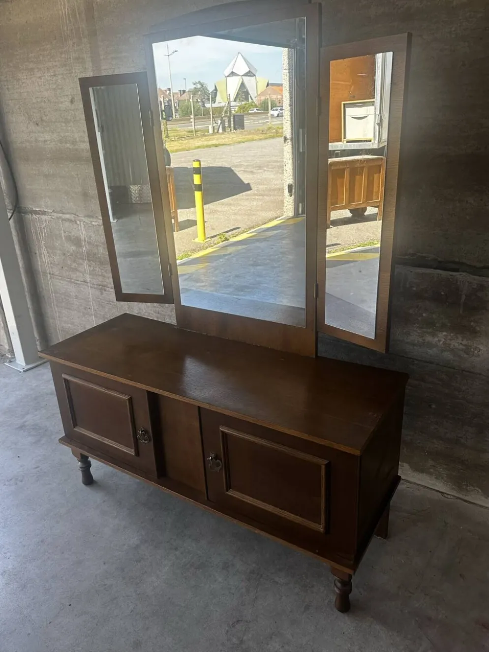 Coiffeuse vintage à miroir triptyque, années 1950