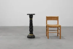 Colonne en marbre noir belge antique, France vers 1900