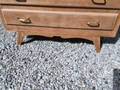 Commode