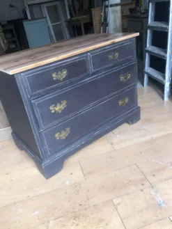 Commode