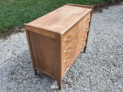 Commode