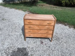 Commode