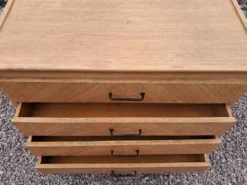 Commode