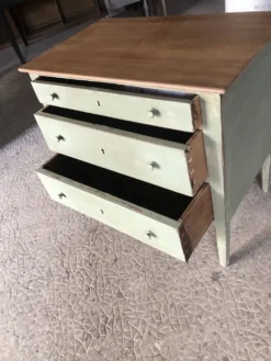 Commode