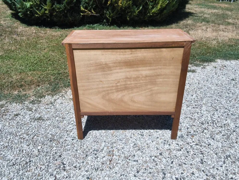 Commode
