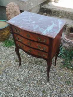 Commode ancienne en marqueterie avec plateau marbre style louis xvi