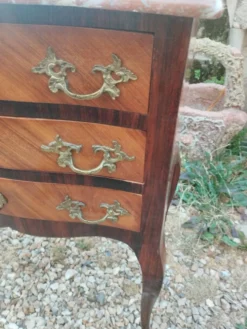 Commode ancienne en marqueterie avec plateau marbre style louis xvi