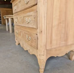 Commode ancienne en merisier – entièrement aérogommée