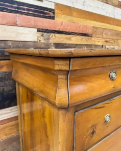 Commode ancienne en merisier