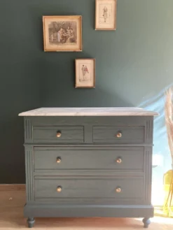 Commode anglaise