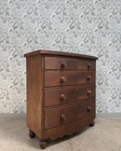 Commode anglaise ancienne, rénovée