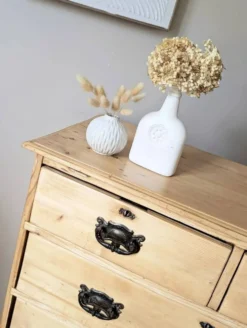 Commode anglaise antique en pin massif