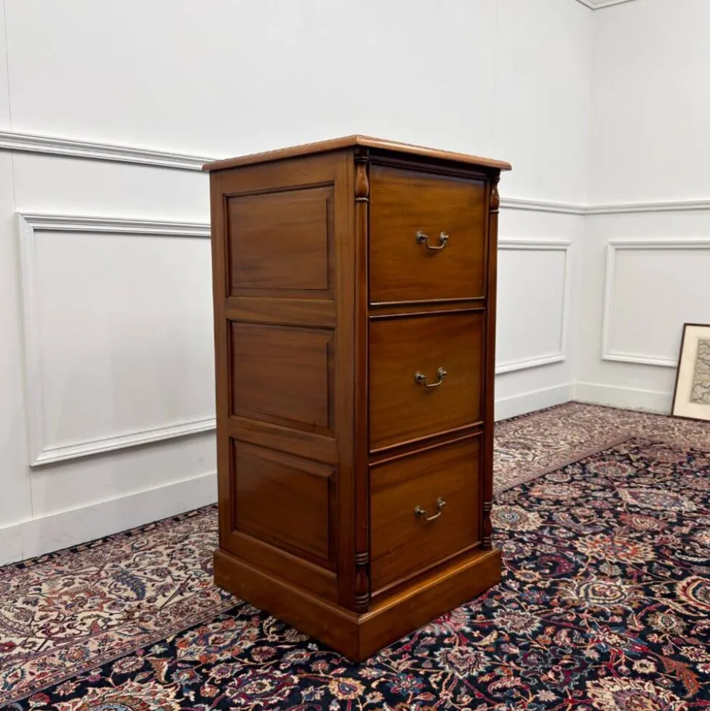 Commode anglaise classique