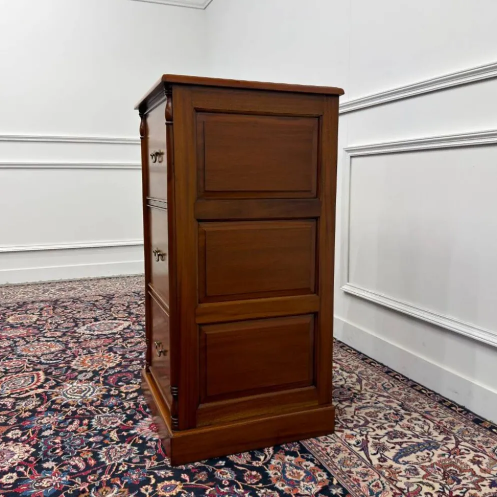 Commode anglaise classique