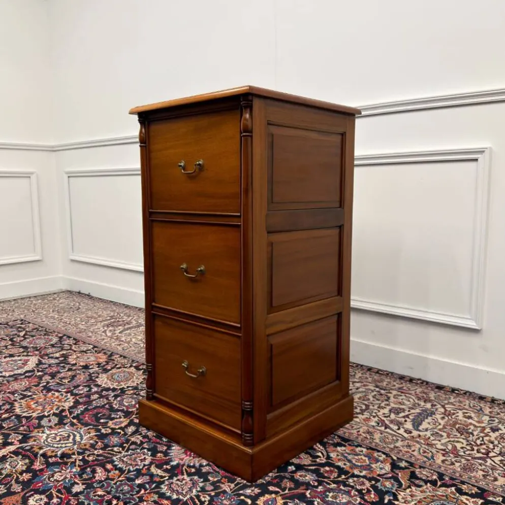 Commode anglaise classique