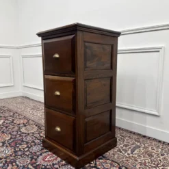 Commode anglaise classique