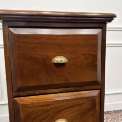 Commode anglaise classique