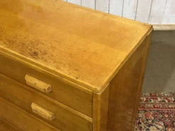 Commode anglaise des années 1950 en chêne