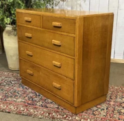 Commode anglaise des années 1950 en chêne