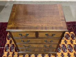 Commode anglaise en acajou, années 1950