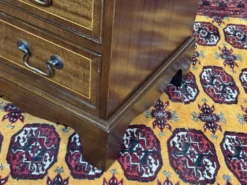 Commode anglaise en acajou, années 1950