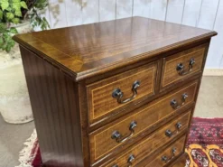 Commode anglaise en acajou, années 1950