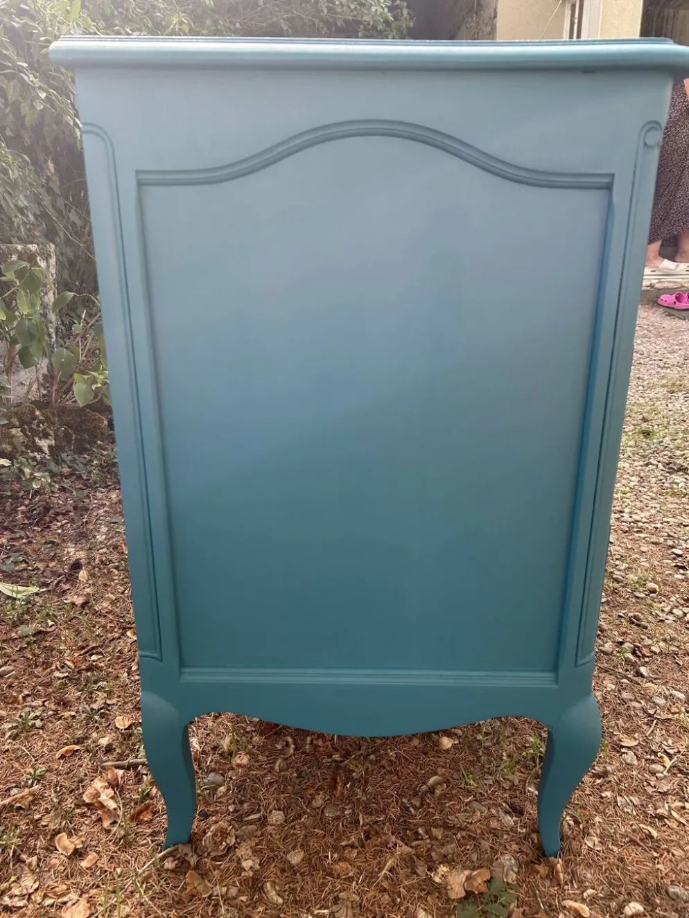 Commode arbalète