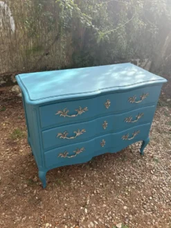 Commode arbalète