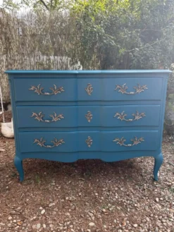 Commode arbalète