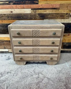 Commode Art Déco en chêne aérogommée