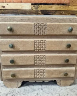 Commode Art Déco en chêne aérogommée