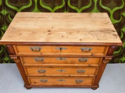 Commode art déco sapin massif
