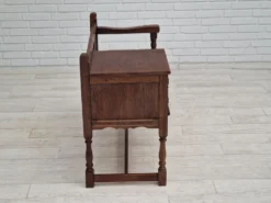 Commode assise en chêne années 1950 scandinave
