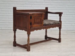 Commode assise en chêne années 1950 scandinave